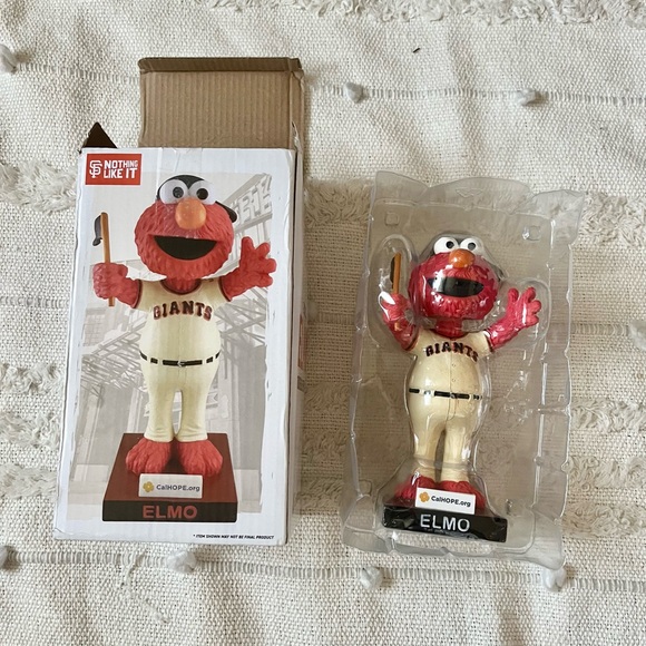 SF Giants Other - ELMO -SF Giants Sesame Street Elmo Bobblehead 7/30 2023 SGA Bobble San Francisco